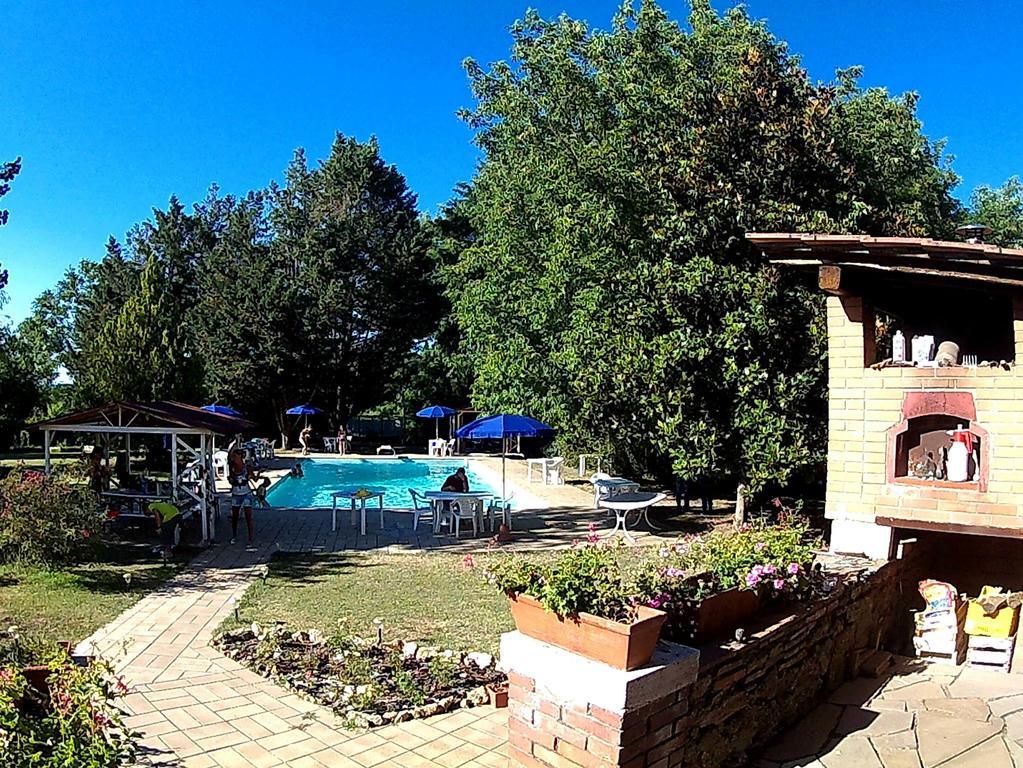 La Francigena Aparthotel Staggia Buitenkant foto